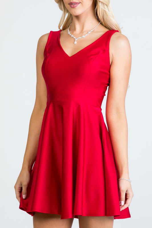 SLEEVELESS DALIA FIT AND FLARED SKATER DRESS
