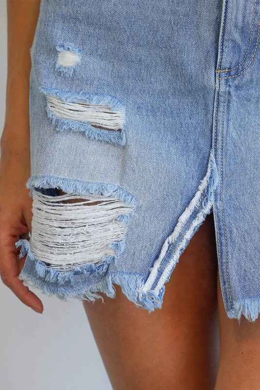 SPLIT MIDDLE RIPPED RAW HEM DENIM SKIRT