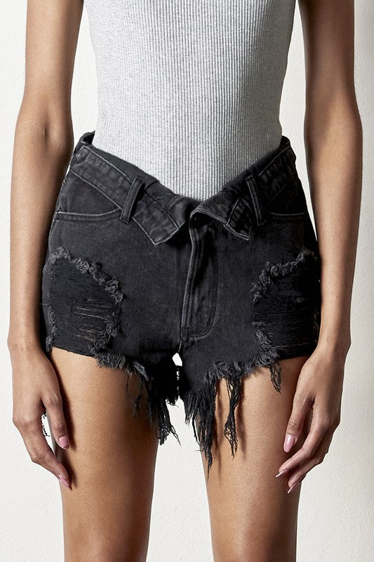 DESTROYED FLIP SHORTS
