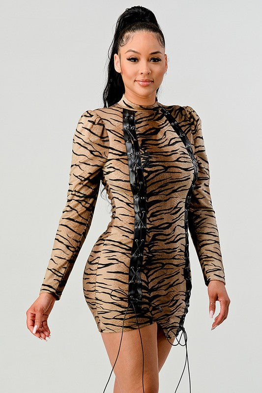 ATHINA TRANSITION ANIMAL PRINT MINI DRESS