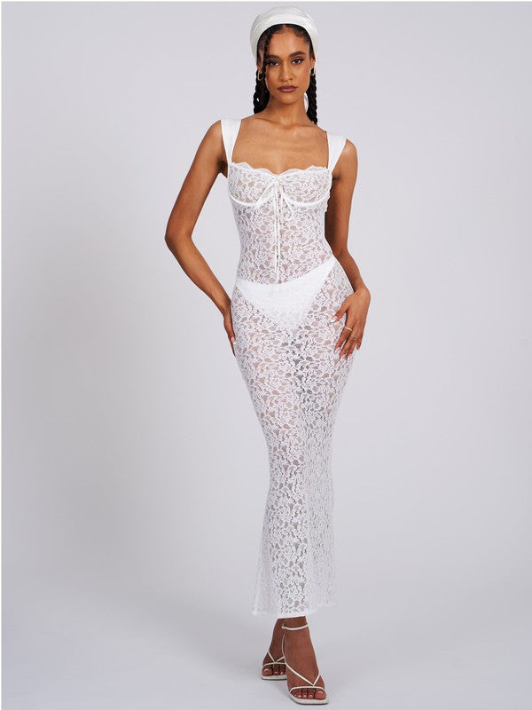 MISS CIRCLE SLEEVELESS LACE SWEETHEART CUT MAXI DRESS