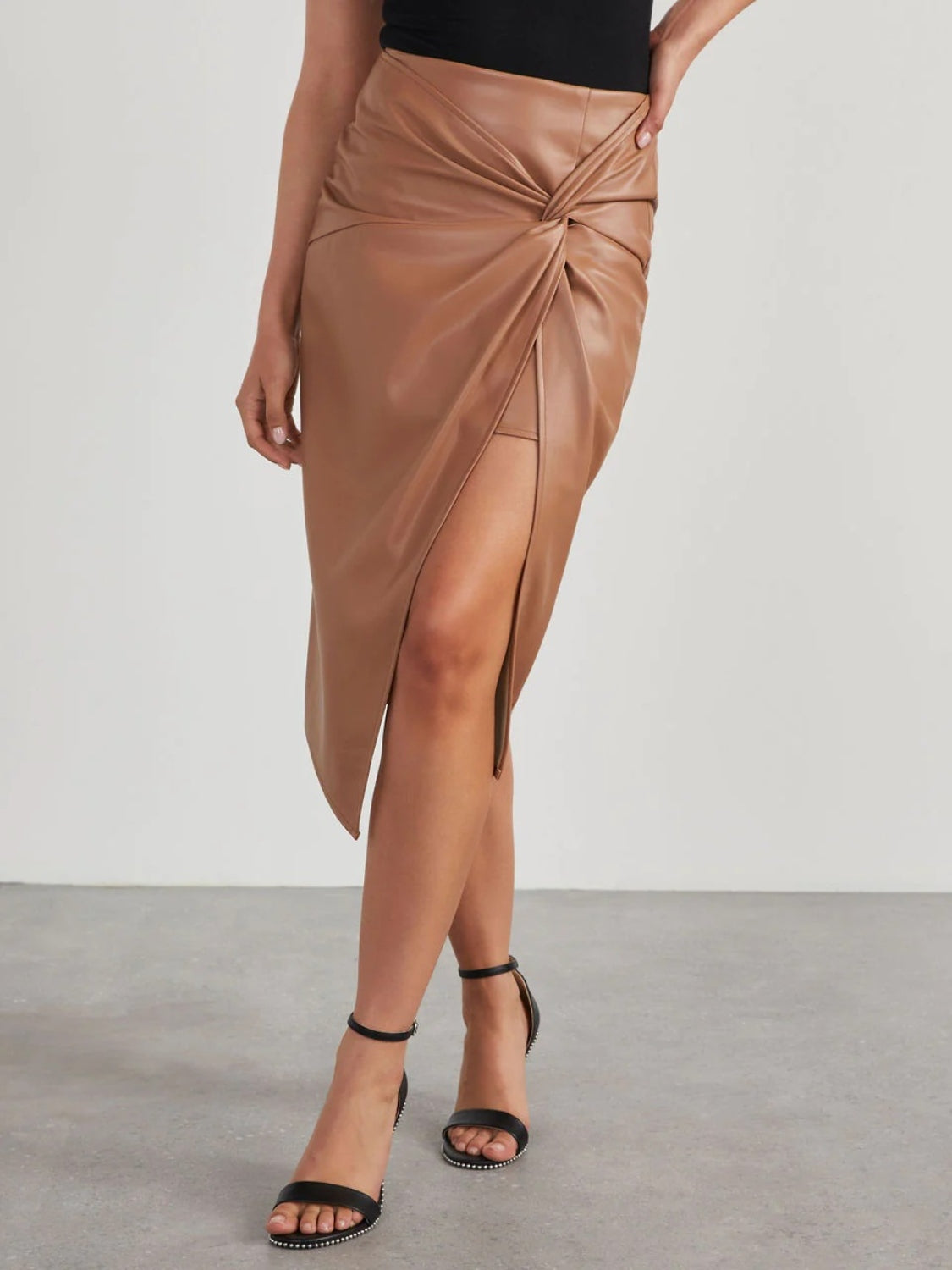TWIST DETAIL HIGH WAIST SKIRT