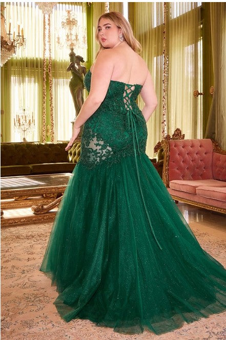 LACE & TULLE STRAPLESS MERMAID GOWN