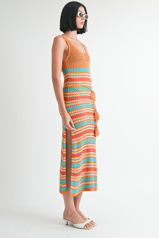 SCOOP NECK CROCHET MIDI DRESS