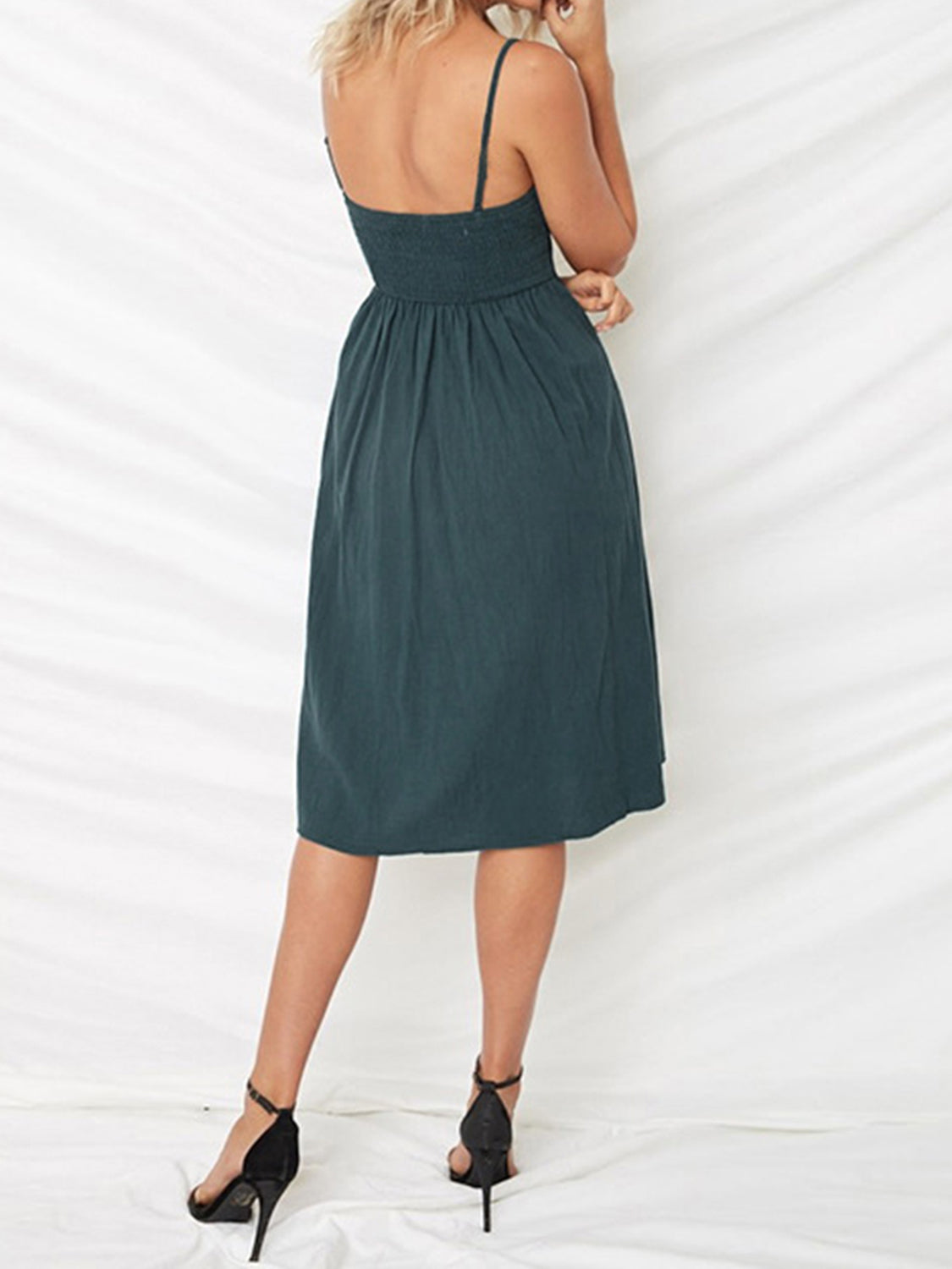 CUTOUT SMOCKED SWEETHEART NECK CAMI DRESS