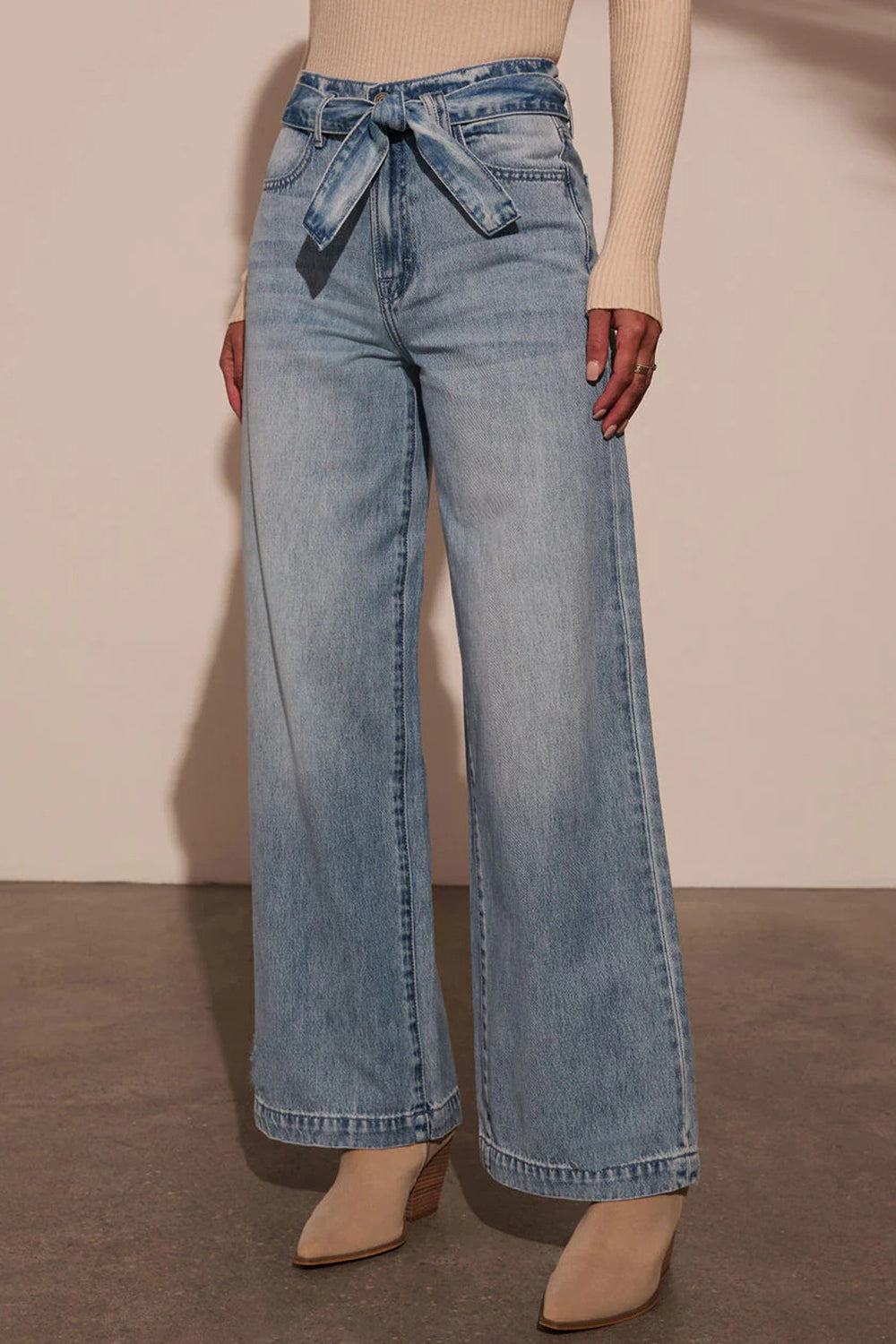 TIED AT WAIST WIDE LEG JEANS WITH POCKETS