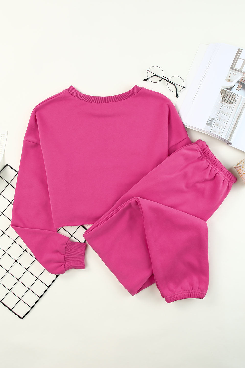 ROUND NECK LONG SLEEVE CROPPED TOP AND PANTS SET