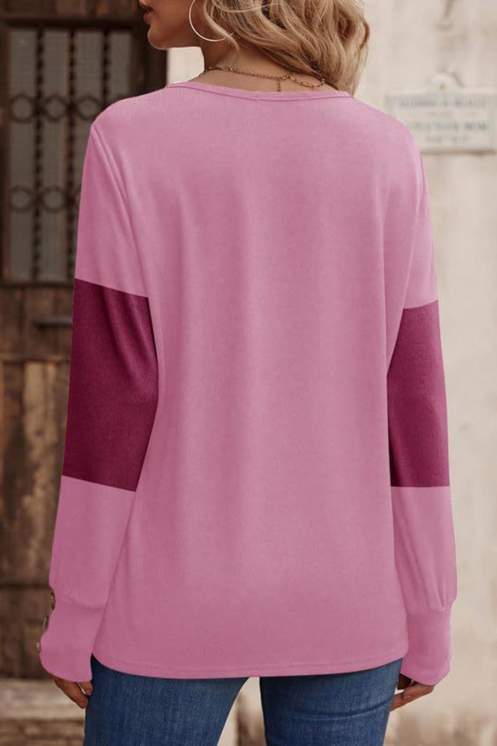 V-NECK LONG SLEEVE TOP