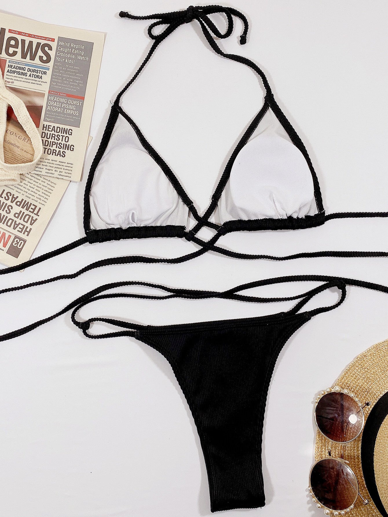 HALTER NECK CRISSCROSS RIBBED BIKINI