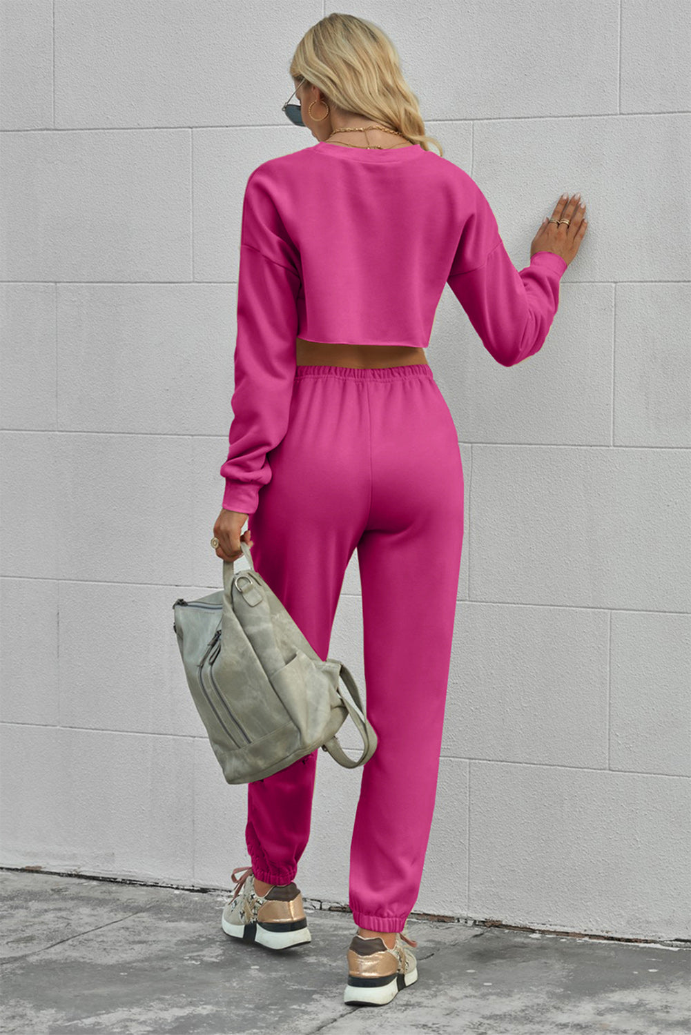 ROUND NECK LONG SLEEVE CROPPED TOP AND PANTS SET