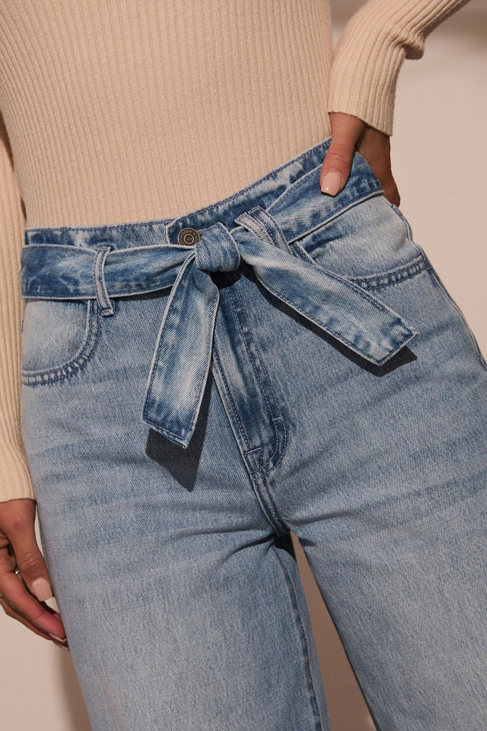 TIED AT WAIST WIDE LEG JEANS WITH POCKETS