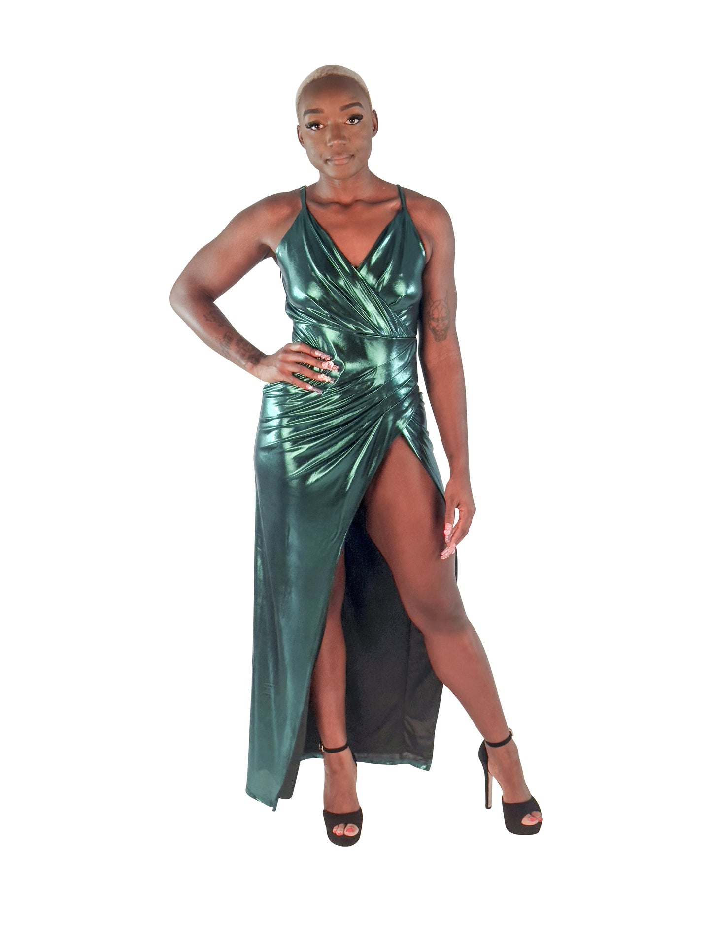 METALLIC PLEATED MAXI DRESS