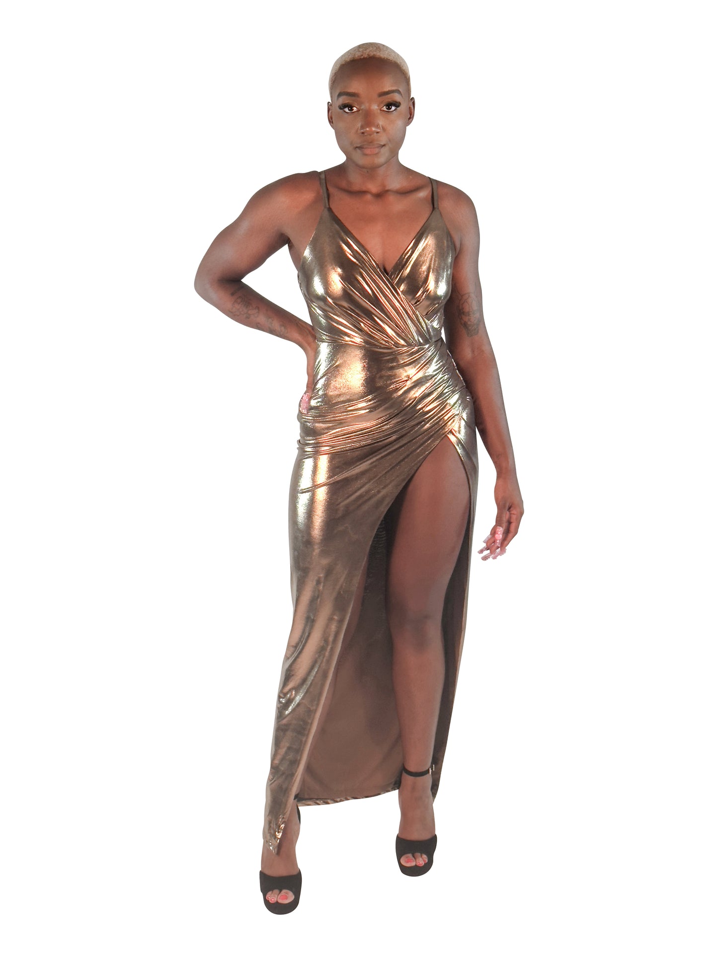 METALLIC PLEATED MAXI DRESS