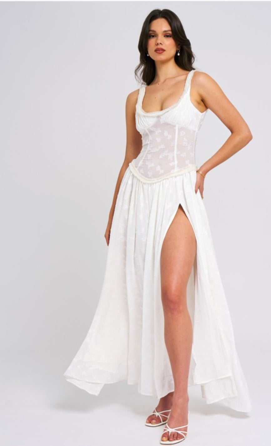 MISS CIRCLE ULISSA SQUARE NECK MAXI DRESS