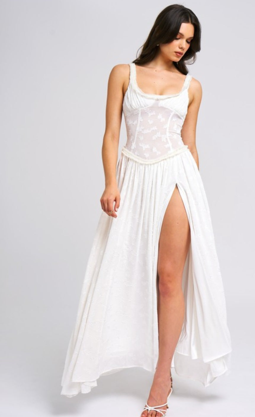 MISS CIRCLE ULISSA SQUARE NECK MAXI DRESS