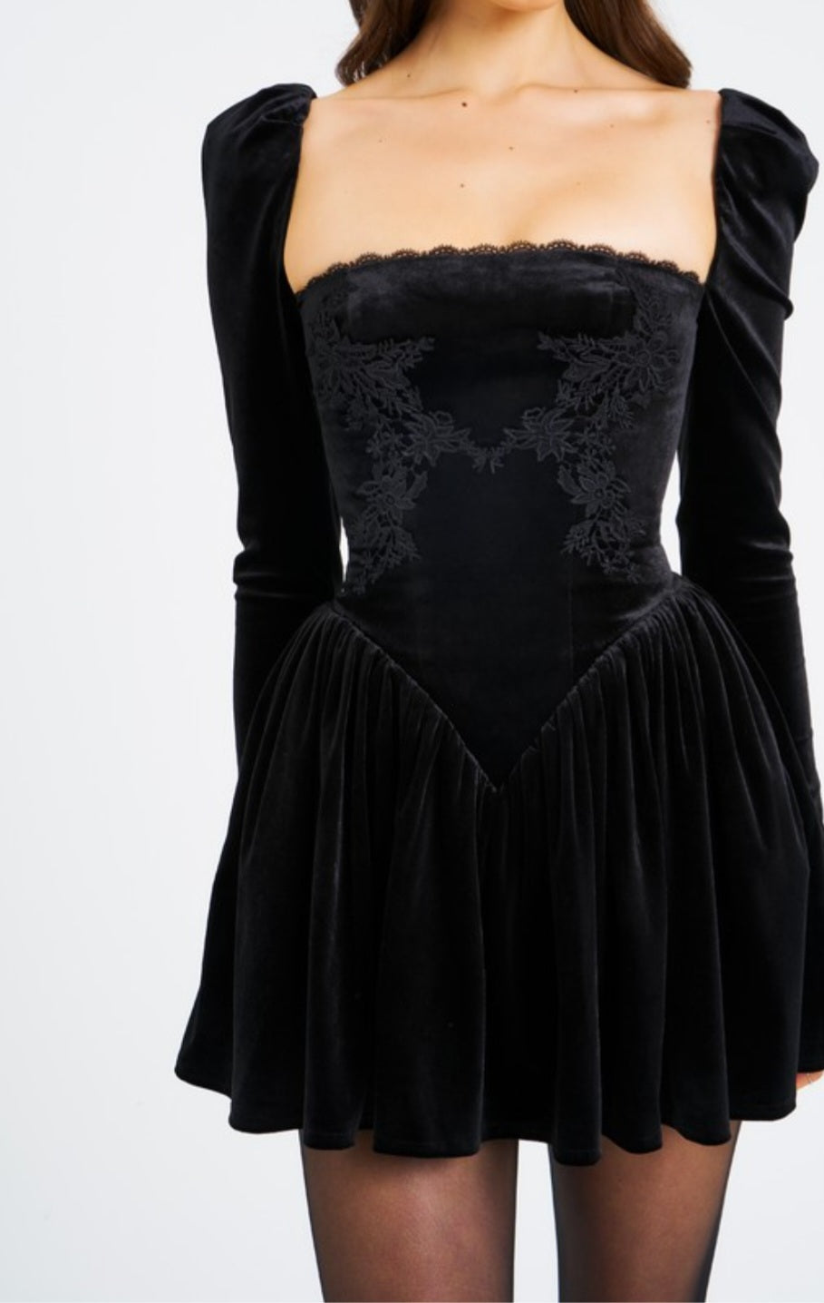 MISS CIRCLE YOLANDA VELVET LONG SLEEVE MINI DRESS