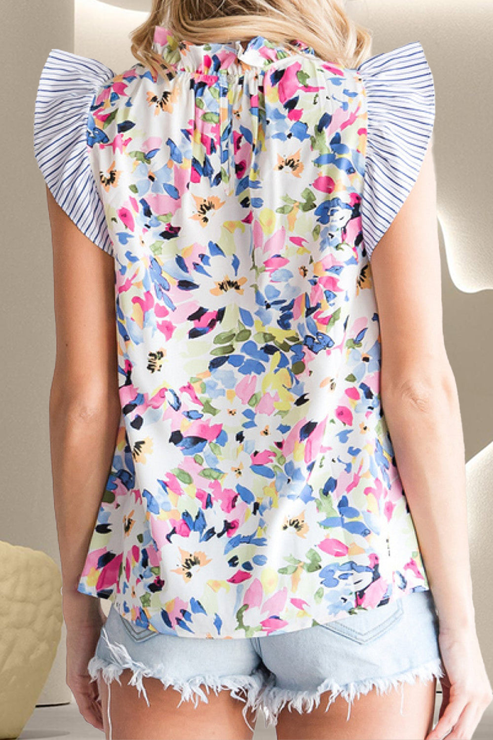 RUFFLED PRINTED MOCK NECK CAP SLEEVE BLOUSE