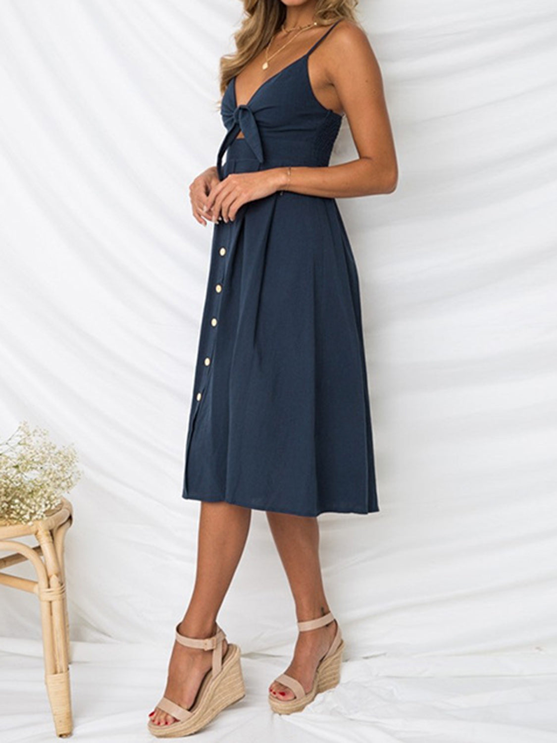 CUTOUT SMOCKED SWEETHEART NECK CAMI DRESS