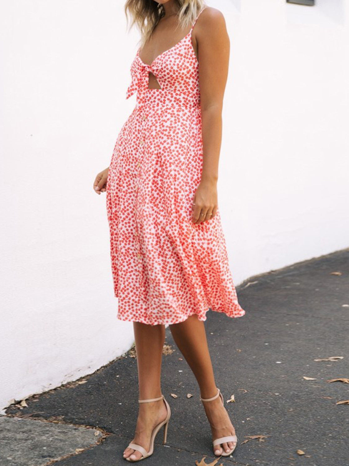 CUTOUT SMOCKED SWEETHEART NECK CAMI DRESS
