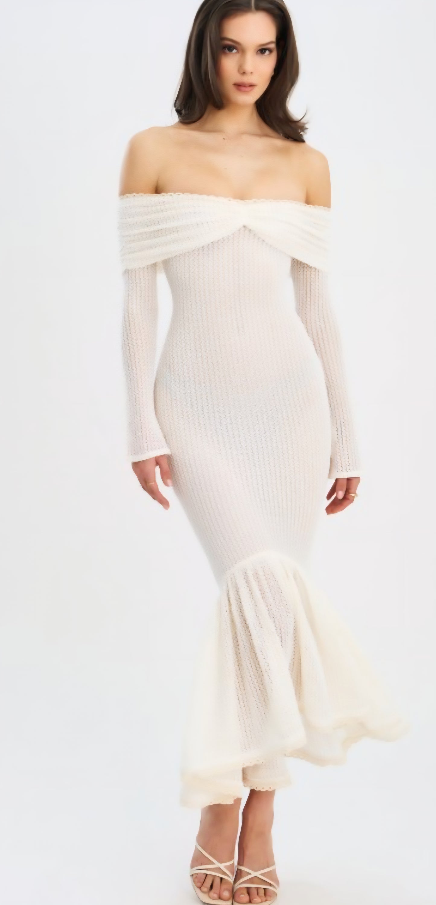 MISS CIRCLE KAEDYN OFF THE SHOULDER MERMAID DRESS