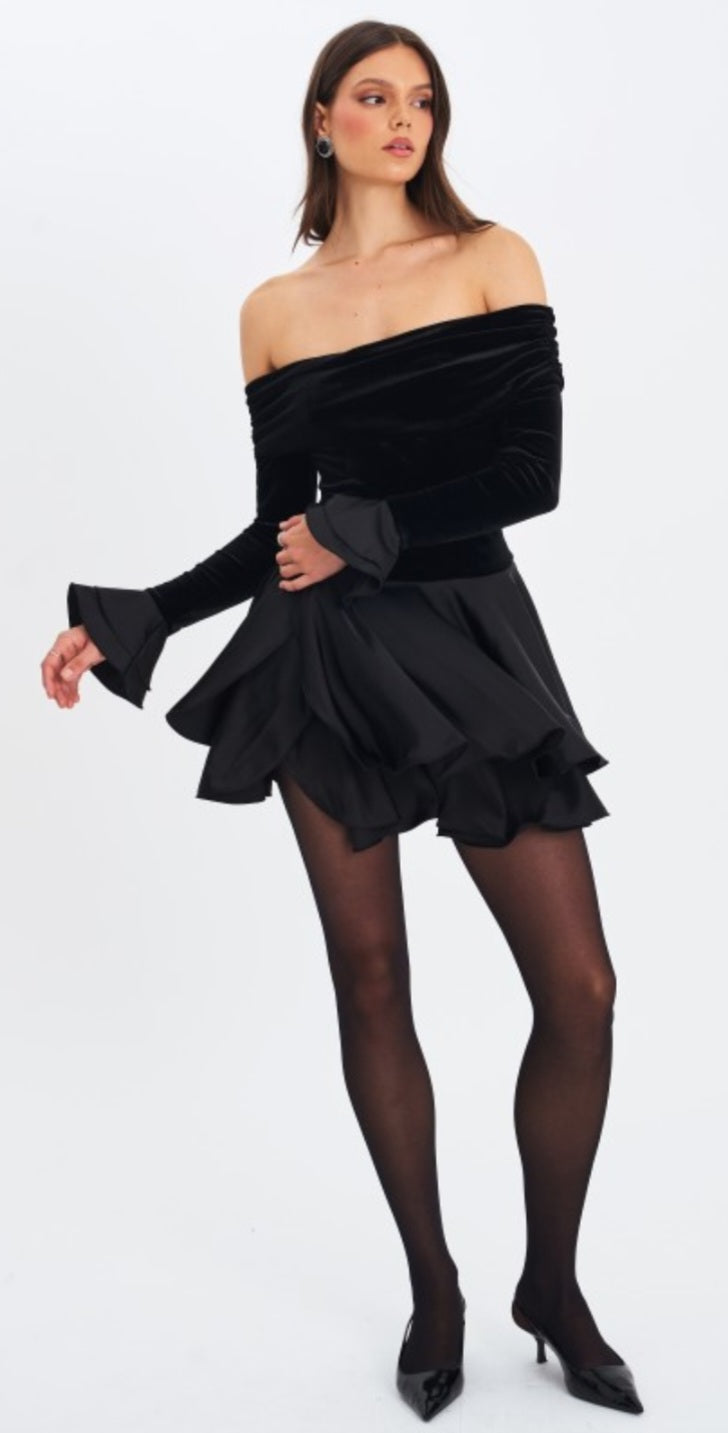 MISS CIRCLE MAGNOLIA OFF THE SHOULDER LAYERED MINI DRESS