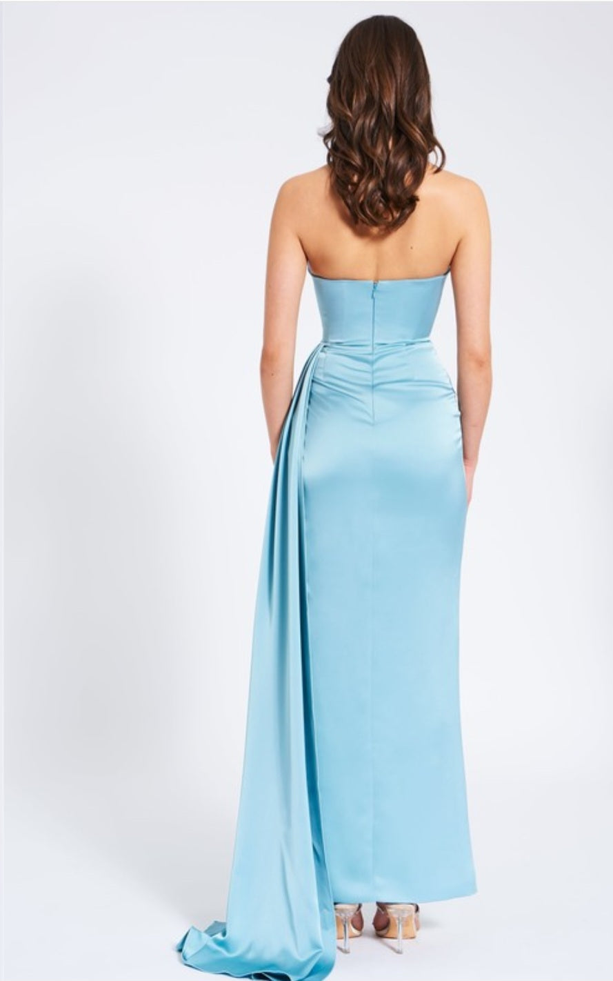 MISS CIRCLE MARILYN EMBELLISHED HIGH SLIT GOWN