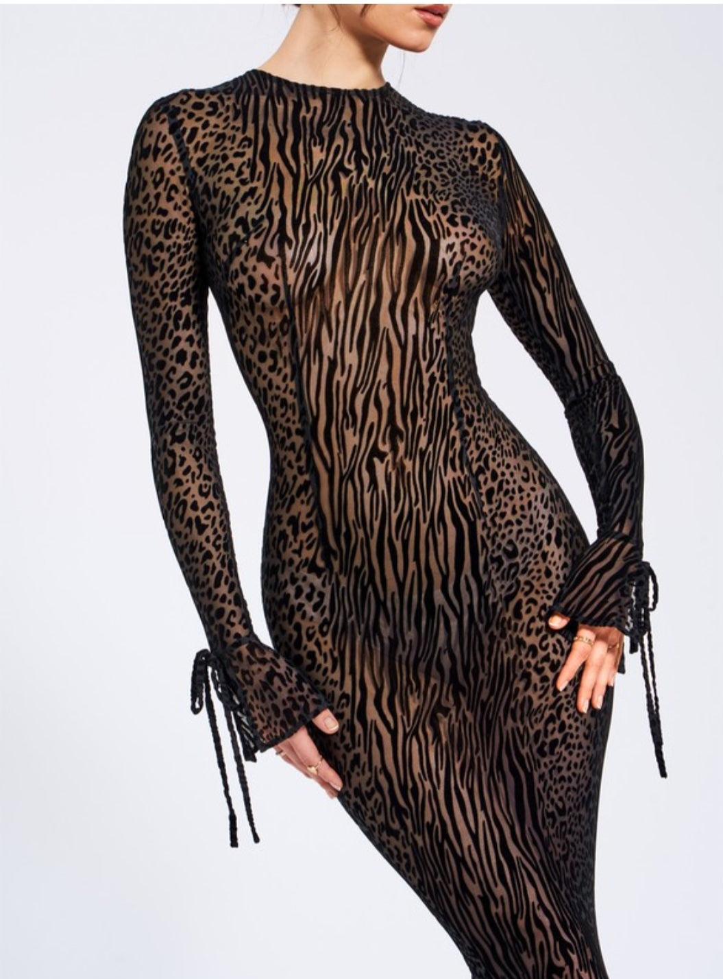 MISS CIRCLE WAYLYNN BURNOUT BACKLESS MAXI DRESS