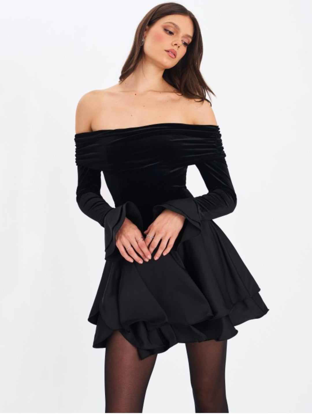 MISS CIRCLE MAGNOLIA OFF THE SHOULDER LAYERED MINI DRESS