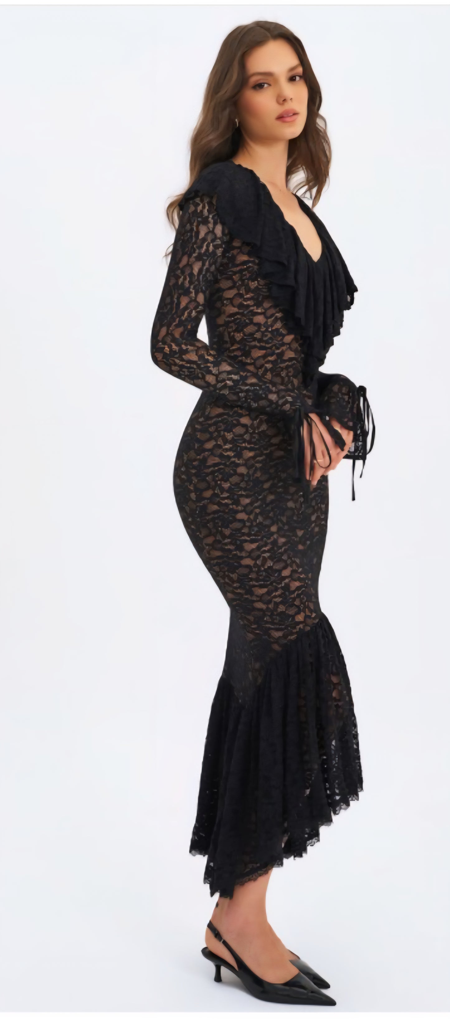 MISS CIRCLE PARISA LACE RUFFLE MERMAID MAXI DRESS