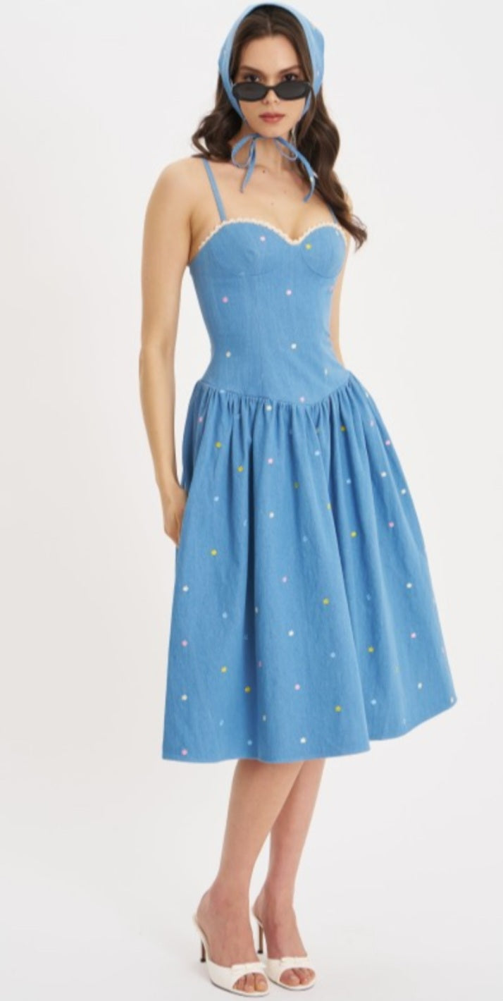 MISS CIRCLE ZADIE EMBROIDERED FLOWER MIDI DRESS