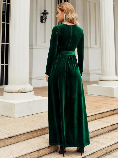 TIE FRONT ROUND NECK LONG SLEEVE MAXI DRESS