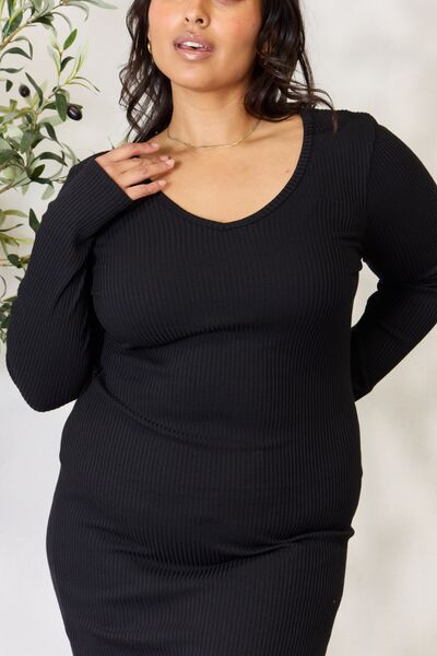 LONG SLEEVE RIBBED MIDI SLIT DRESS