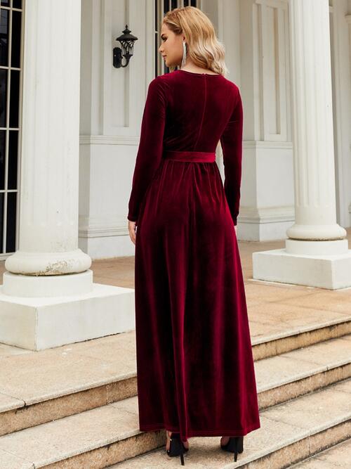 TIE FRONT ROUND NECK LONG SLEEVE MAXI DRESS