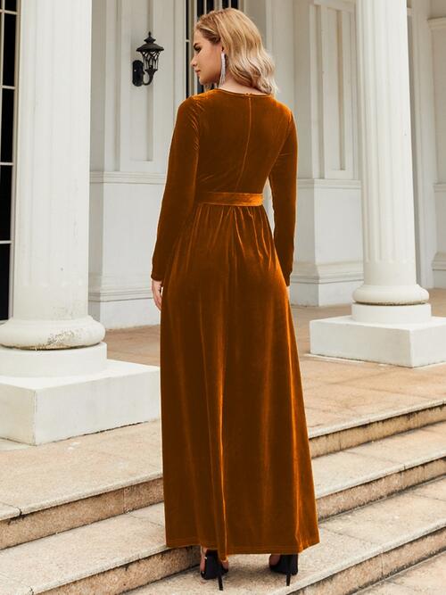 TIE FRONT ROUND NECK LONG SLEEVE MAXI DRESS