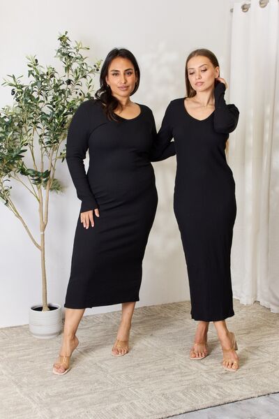 LONG SLEEVE RIBBED MIDI SLIT DRESS