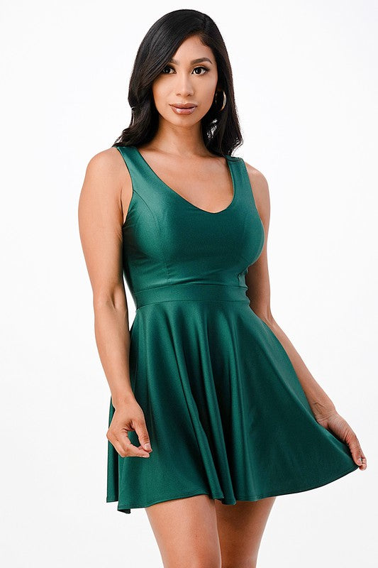 SLEEVELESS DALIA FIT AND FLARED SKATER DRESS