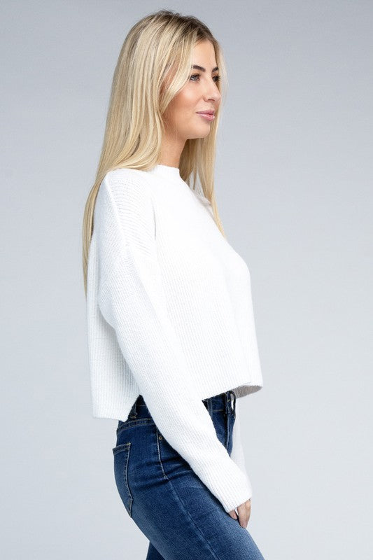 MOCK NECK PULLOVER