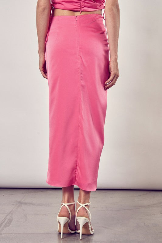 SIDE GATHERED MAXI SKIRT