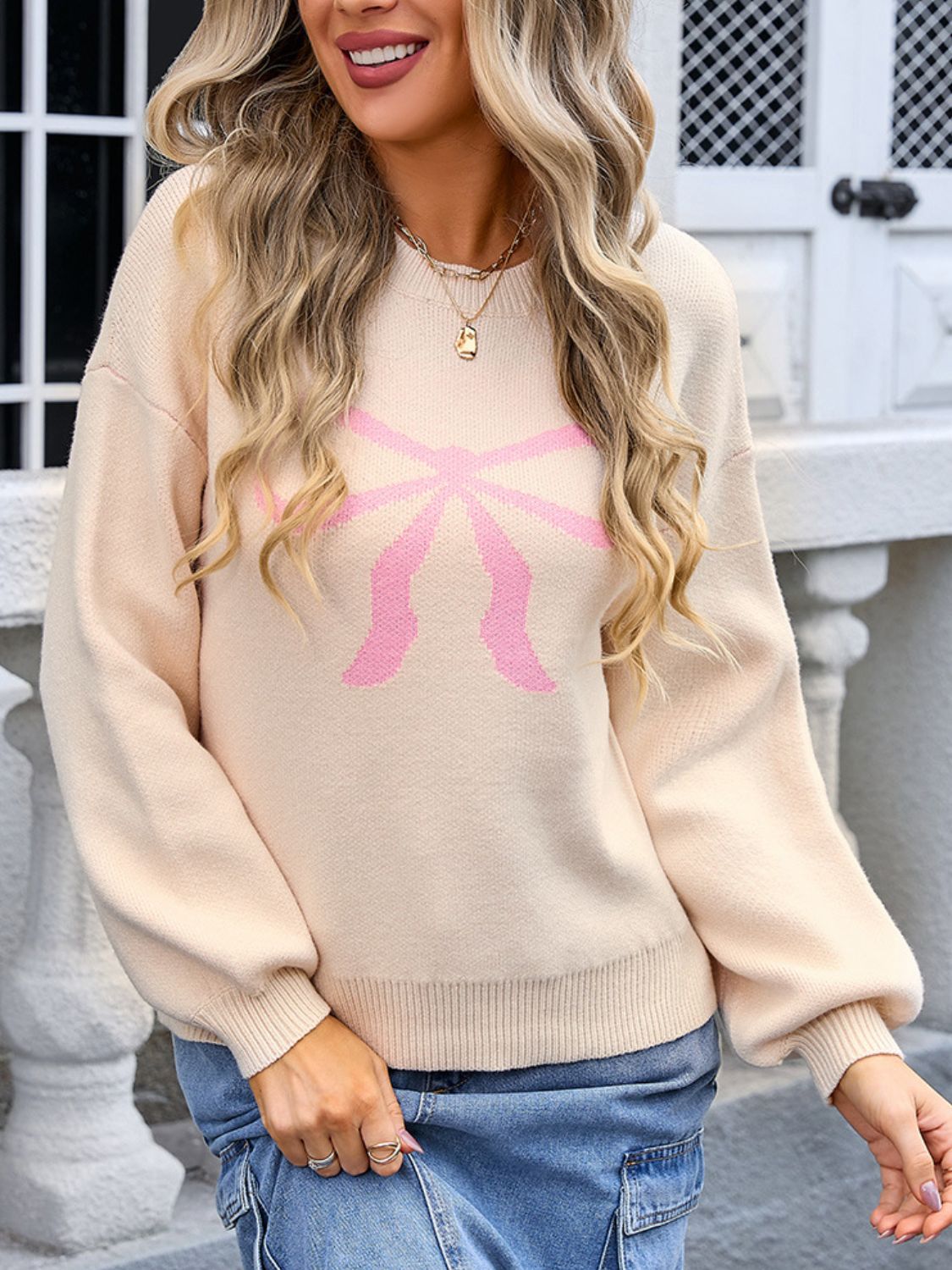 BOW GRAPHIC ROUND NECK LONG SLEEVE SWEATER