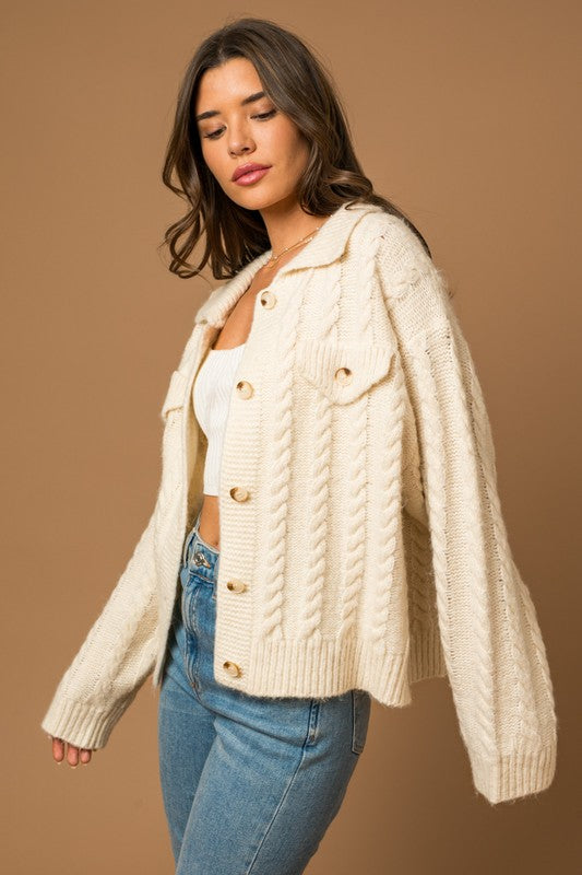 COLLARED CABLE SWEATER CARDIGAN