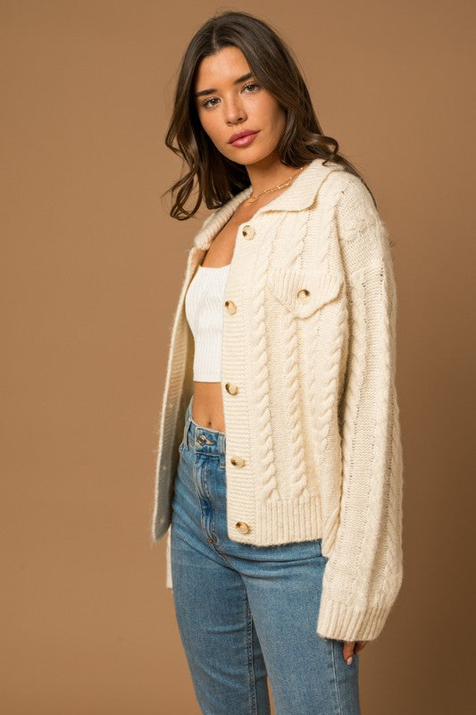 COLLARED CABLE SWEATER CARDIGAN