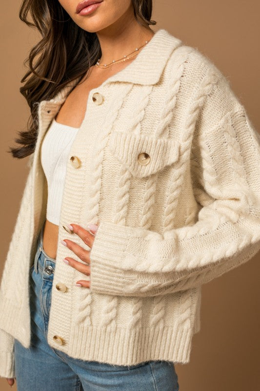 COLLARED CABLE SWEATER CARDIGAN