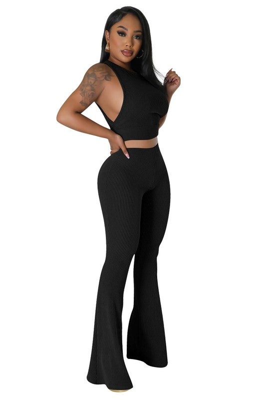 SLEEVELESS CROP TOP FLARE PANTS SET