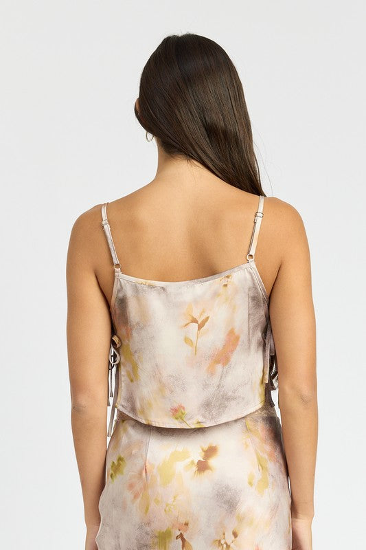 PRINTED CAMI WITH SIDE DRAWSTRINGS