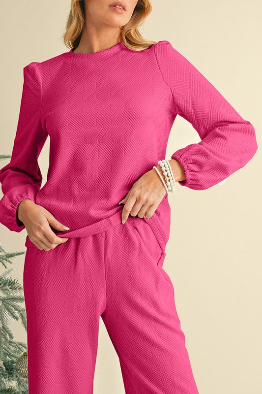 TEXTURED PUFF SLEEVE TOP AND PANTS SET