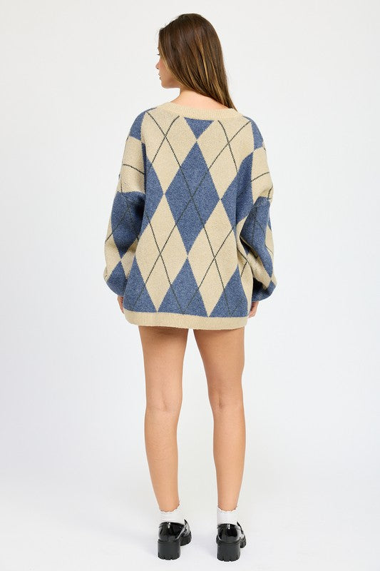 OVERSIZED ARGYLE SWEATER