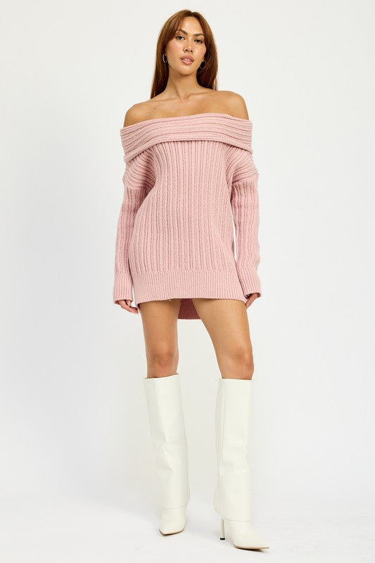 OVERSIZED OFF THE SHOULDER SWEATER