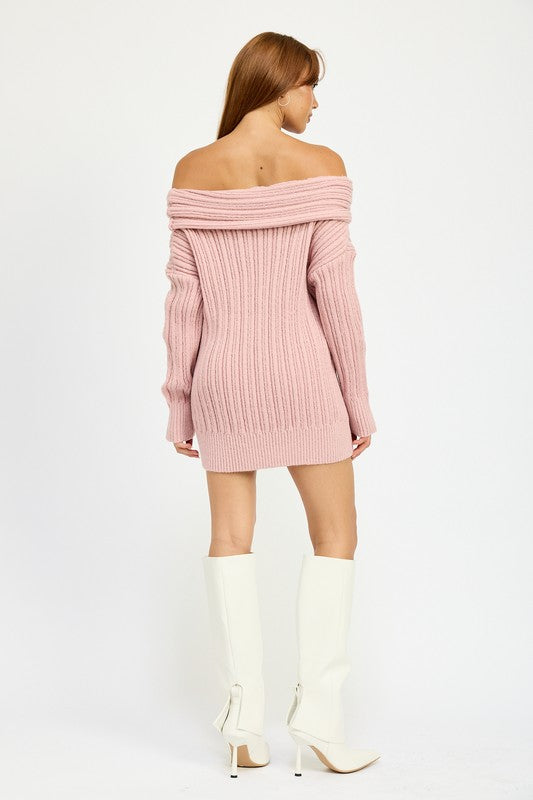 OVERSIZED OFF THE SHOULDER SWEATER