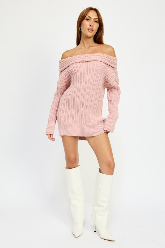 OVERSIZED OFF THE SHOULDER SWEATER