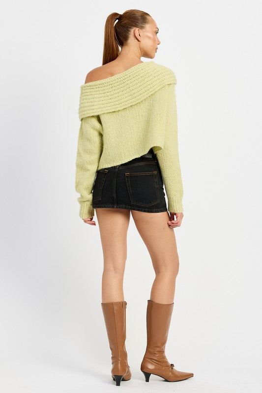 OFF THE SHOULDER CROPPED SWEATER